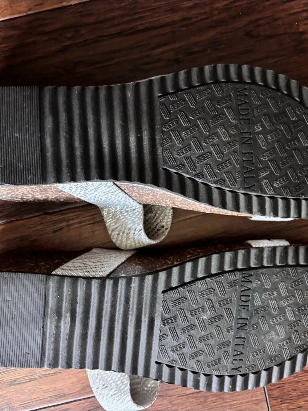 Women's Size 9.5 Metallic Light Gray Strappy Slide Sandals Made In Italy